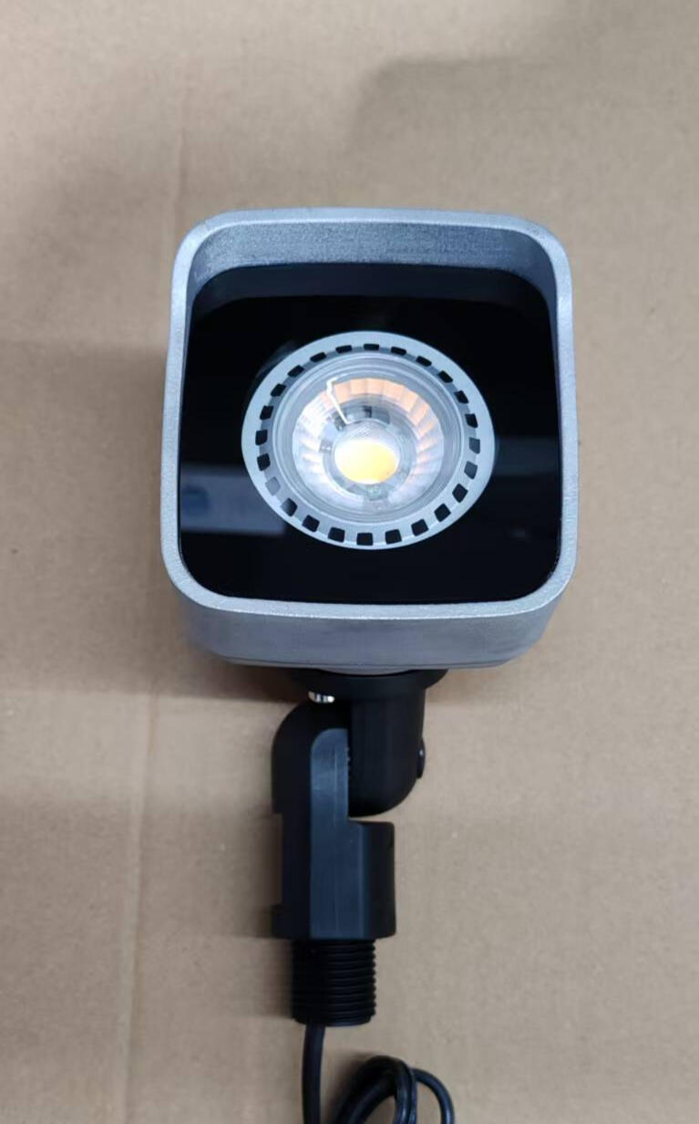 Multi fixture for Landscape MR16&G4 Vertical solution